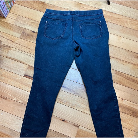 Faded glory size 10 elastic waist jeans - Picture 4 of 4